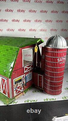 Vintage Marx Happi Time Barn Farm Tin Farmhouse Collectible Toy Nice Rare Find