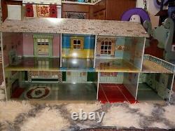 Vintage Marx Large Pressed Tin Litho Red Colonial Dollhouse and 1950 Furniture