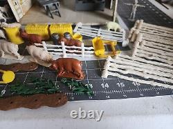 Vintage Marx Lazy Day Farms Metal Tin Barn and animals with accessories