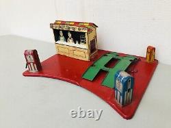 Vintage Marx Roadside Rest Gas Oil Service Station Litho Tin Toy