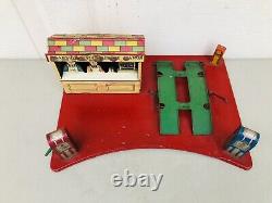 Vintage Marx Roadside Rest Gas Oil Service Station Litho Tin Toy