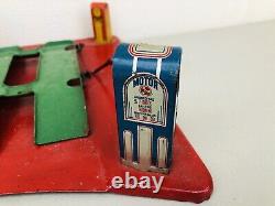 Vintage Marx Roadside Rest Gas Oil Service Station Litho Tin Toy