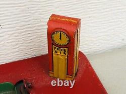 Vintage Marx Roadside Rest Gas Oil Service Station Litho Tin Toy