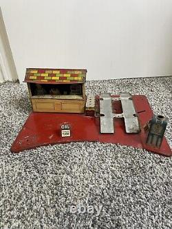 Vintage Marx Roadside Rest Stop Service Gas Station Tin Litho Toy INCOMPLETE