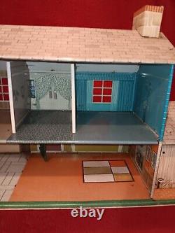 Vintage Marx Tin Litho Dollhouse 2 Story 5 Rooms Carport 26x15x15 Please Read