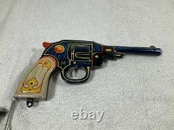 Vintage Marx Tin Litho Toy Gun with Accessories. Works