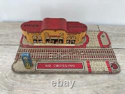 Vintage Marx Tin Toy Train Set Union Station Windup Steam Engine Track Car Loy