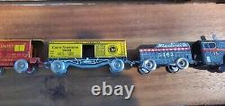 Vintage Marx Tin Wind Up Sleek Marxlines Trailblazer Toy Train With key. Beauty