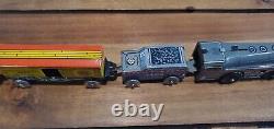 Vintage Marx Tin Wind Up Sleek Marxlines Trailblazer Toy Train With key. Beauty