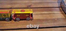 Vintage Marx Tin Wind Up Sleek Marxlines Trailblazer Toy Train With key. Beauty