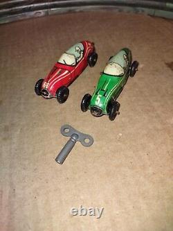 Vintage Marx Tin Windup Streamline Race Cars With Track Works Great