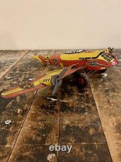 Vintage Marx Toys Flying Fortress 2095 Tin Litho Wind-Up Toy Army Plane