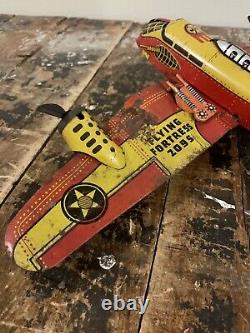 Vintage Marx Toys Flying Fortress 2095 Tin Litho Wind-Up Toy Army Plane