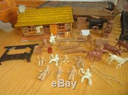 Vintage Marx Western Ranch set wt tin litho Bar M house figures accessories