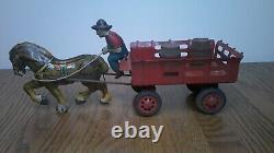 Vintage Marx toy tin litho farm horse and wagon with barrels and driver Z120