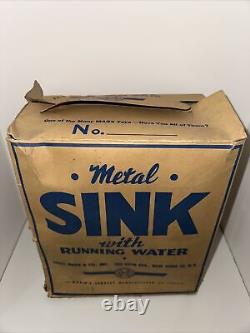 Vintage Marx toys Tin Lithograph white Metal Working Kitchen Sink 1950-60's New