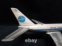 Vintage PAN AM American Airlines Tin Toy Battery Operated