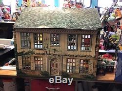 Vintage Tin Litho Marx Dollhouse With Tons Of Furniture And Accessories