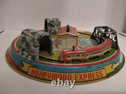 Vintage Tin Marx HONEYMOON EXPRESS Mechanical Wind-Up Toy