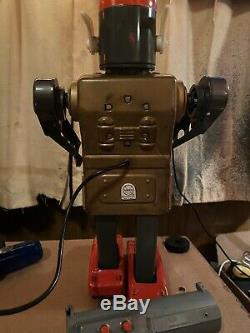 Vintage Tin Robot Mr. Mercury Rare 1953 Working