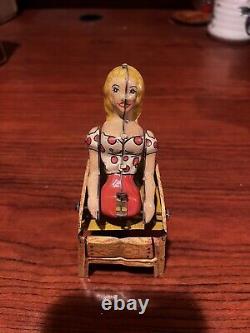 Vintage Unique Art Co L'il Abner & His Dogpatch Band Tin Litho Windup Toy In Box