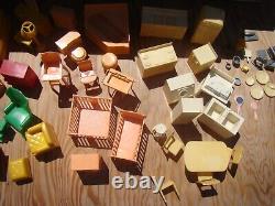 Vtg 1950's Marx Tin Litho Metal 2 Story Dollhouse &Lot of Furniture &Accessories