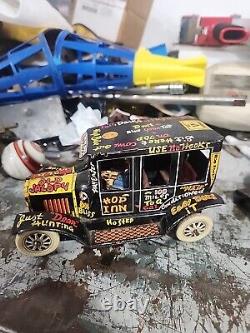 Vtg 1950s Marx Old Jaloppy Tin Toy WIND UP Car AS IS READ SEE PICS