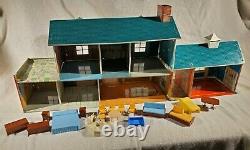 Vtg 1950s Marx Tin Litho Two Story Dollhouse Attached Garage Original Furniture