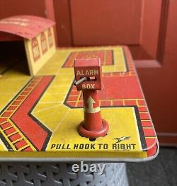 Vtg 30s Tin Marx Toys General Alarm Firehouse Fire Department Headquarter In Box