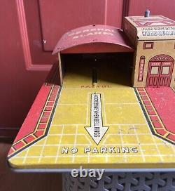 Vtg 30s Tin Marx Toys General Alarm Firehouse Fire Department Headquarter In Box