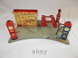 Vtg MARX Pressed-Tin Lithograph Sunny Side Service Station with Liftca 30s