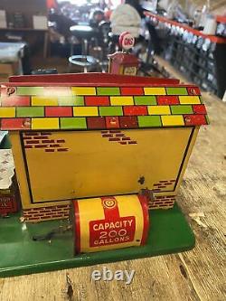 Vtg Marx Roadside Rest Gas Oil Service Station litho Tin Toy Train Car 1930's